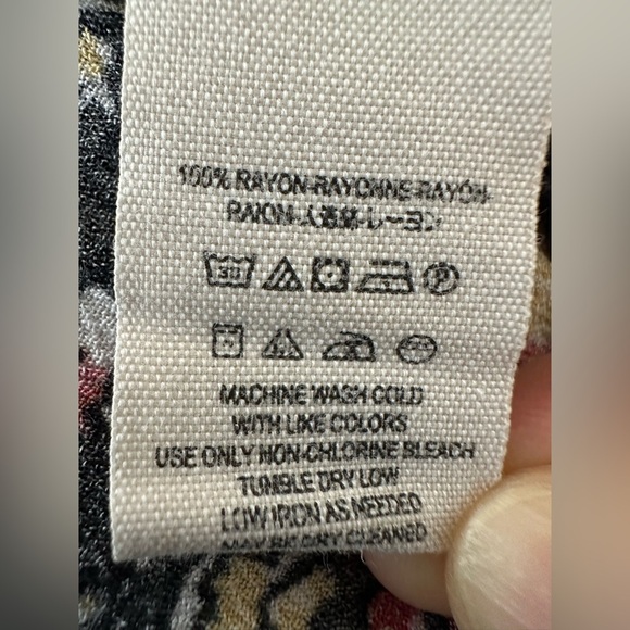 Free People Wildflower Fields Henley Tunic Boho Top Size Medium - Picture 8 of 9